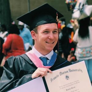 Meet your Posher, Justin